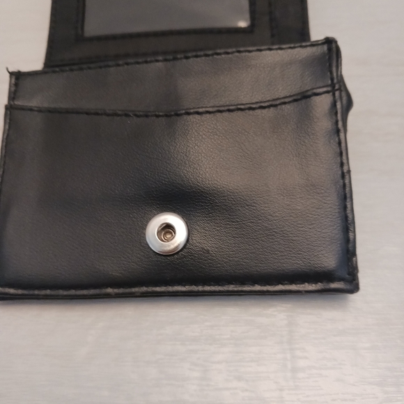 Disney Mickey Mouse Leather Black & White Wallet - Picture 4 of 9